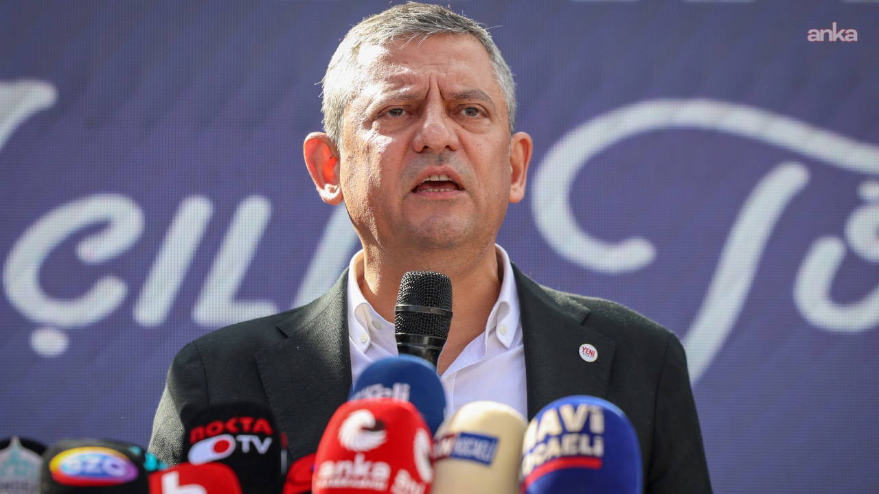 Özgür Özel'den Bakan Gürlek’e Sert Eleştiri: 'Canlı Yayın Talebimiz Devam Ediyor'