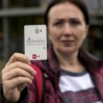 Almanya mültecilere nakit ödemeyi sınırladı