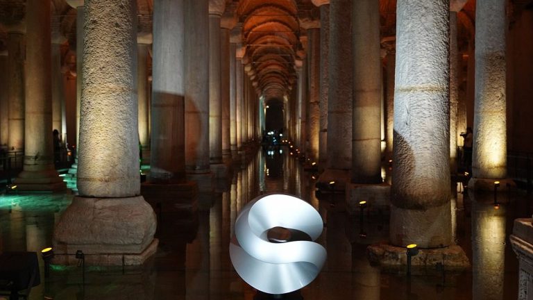 Yerebatan Sarnıcı'nda 'Yeraltının Kapıları' açıldı.