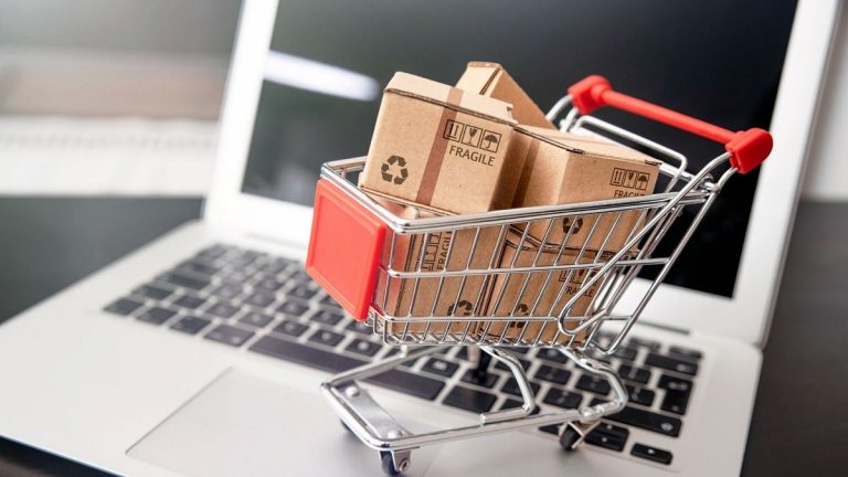 AB'den gelen ürünlere uygulanan gümrük vergileri %18'den %30'a çıkarıldı.