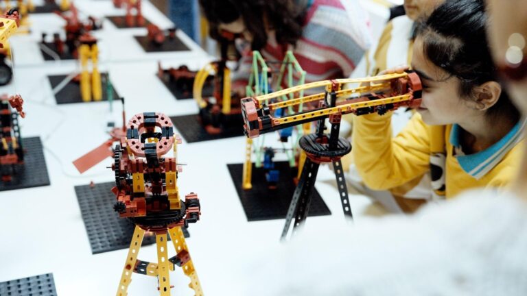 Kızlar için otomatik öğrenme ve yapay zeka için atölye