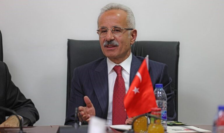 AKP’den bir kıyak daha! Bakan Uraloğlu açıkladı: Suriye’ye internet desteği sağlanacak – Son Dakika Siyaset Haberleri