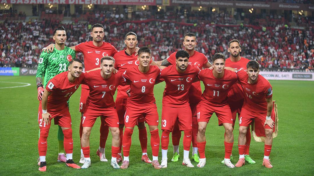 Milli takımların rakibi Bulgaristan! Montella kararını maçtan birkaç saat önce verdi... Bulgaristan-Türkiye ne zaman, saat kaçta, hangi kanalda yayınlanıyor? İşte Bulgaristan-Türkiye maçının ilk 11'i.