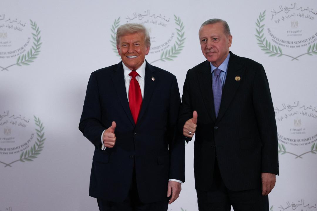 Trump'tan Cumhurbaşkanı Erdoğan'a övgü dolu sözler! 