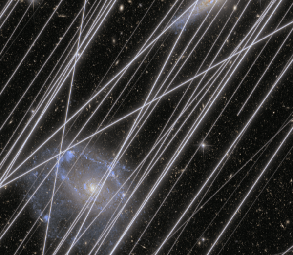 Uydu patlaması uzay teleskoplarını tehdit ediyor